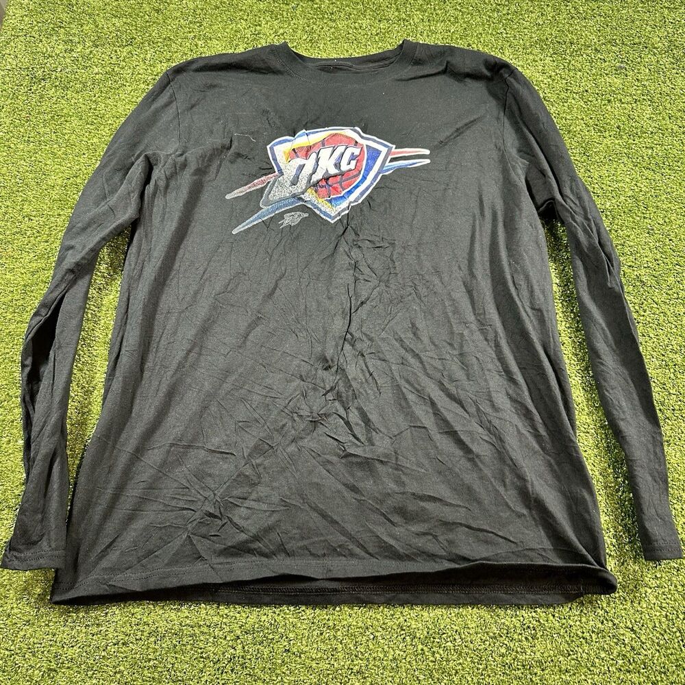 Fanatics Oklahoma City Thunder NBA Size L Long Sleeve Athletic Shirt NWOT